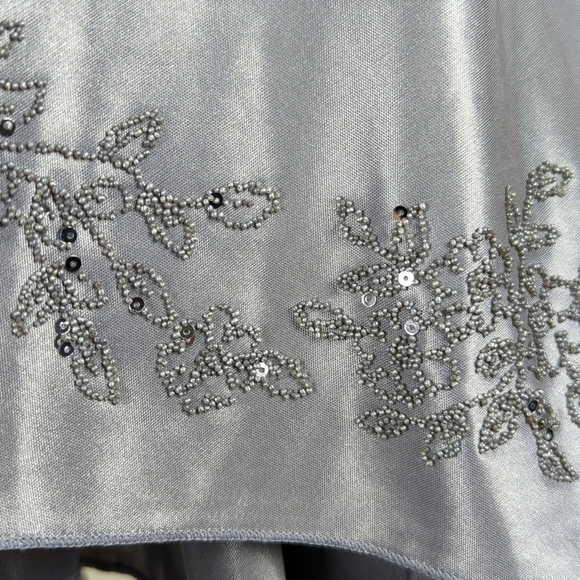 Love Tease Silver Sequin Beaded Halter Drop-Waist Cocktail Dress Size Medium - Picture 4 of 9